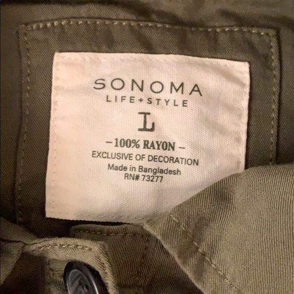 100% Rayon Olive Green Blouse - Picture 2 of 5